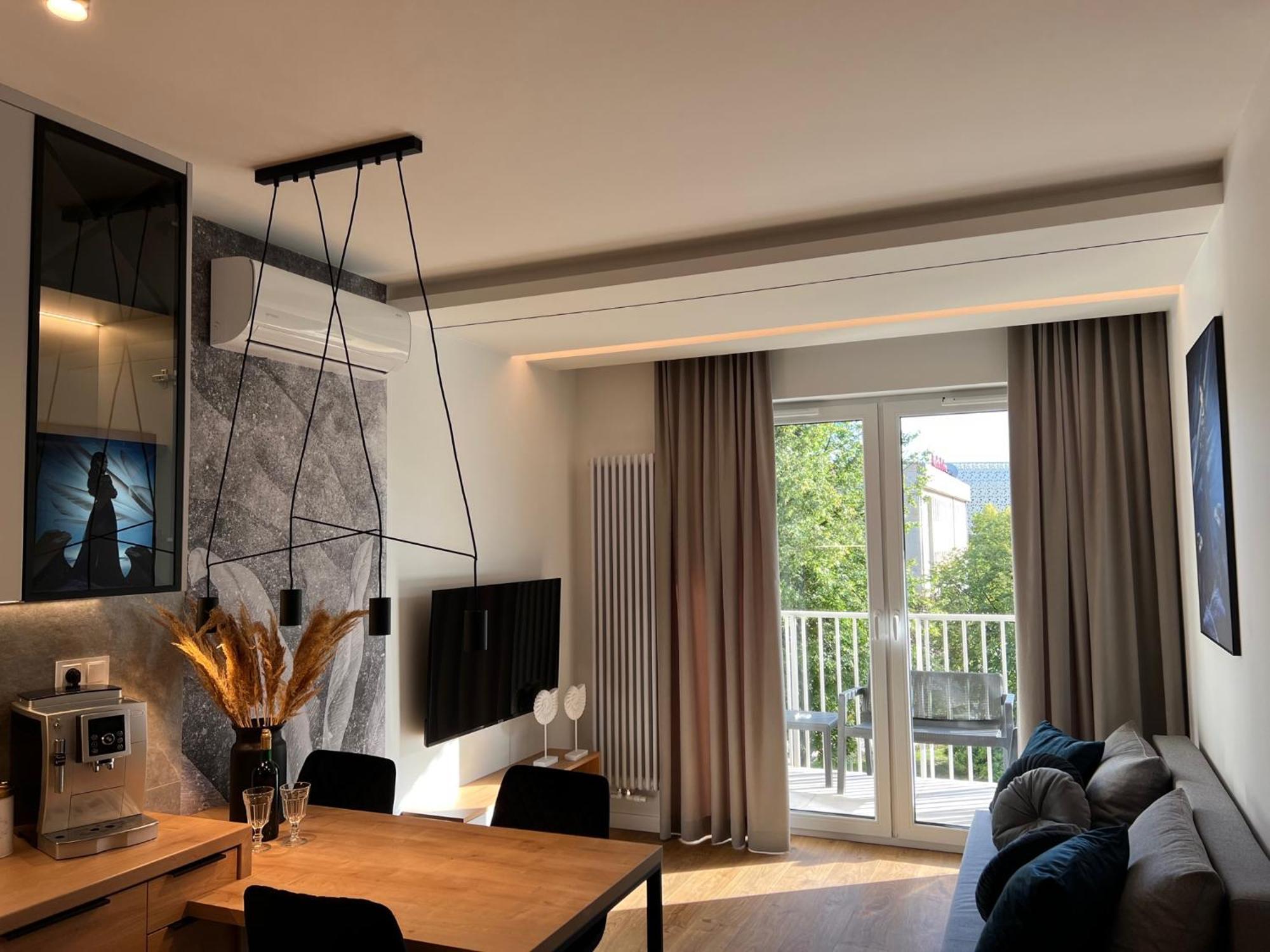 Family & Business Elegant Apartments Ul Lotnicza Centrum Galeria Korona - 1 Bedroom, Terrace, Air Conditioning, Garage - New! Kielce Exterior foto